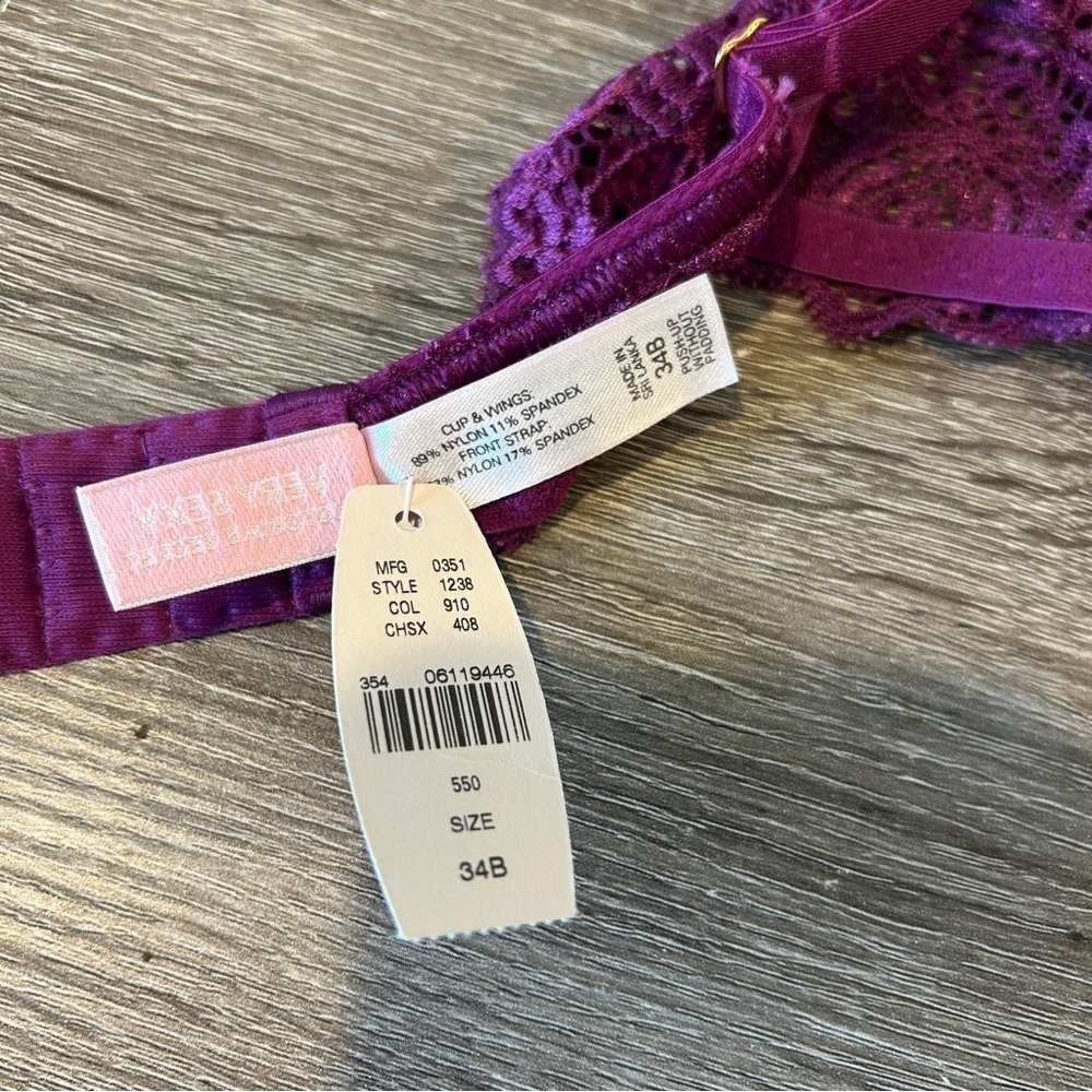 Victoria’s Secret Women’s Magenta Lace Push Up Bra - 34B - Picture 4 of 5